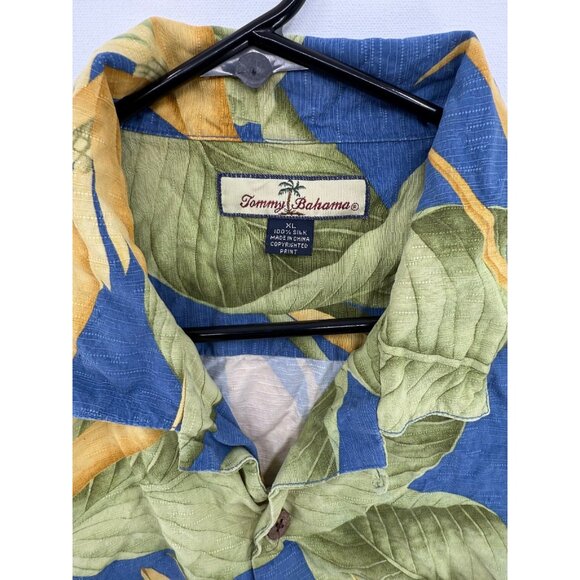 Tommy Bahama Hawaiian Shirt Mens XL Silk Floral AOP Camp Beach Vacation - Picture 3 of 6
